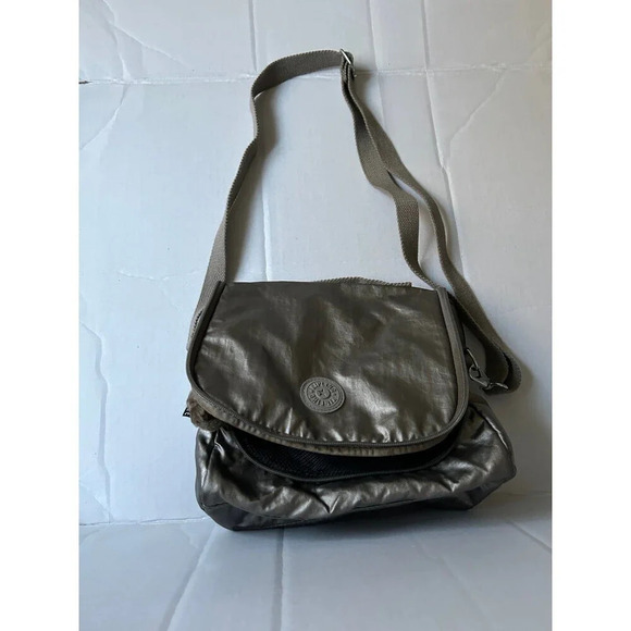 Kipling Metallic insulated lunch bag - Picture 1 of 8